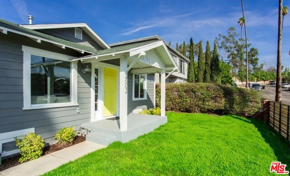 2503 Hillcrest Drive, Los Angeles, a home sold by Mahan Taleshpour